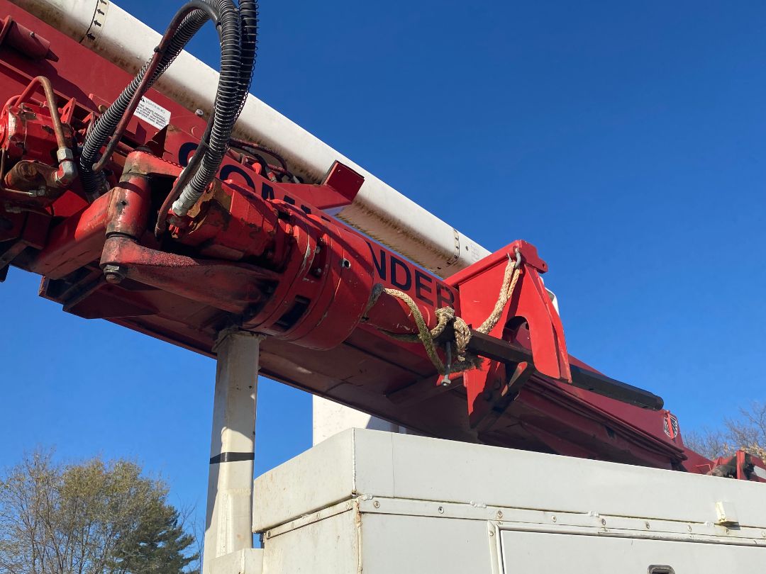 2004 GMC T7500 - Image 37